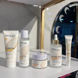 Kit de arroz con tónico y serum grande sin loción Bioaqua