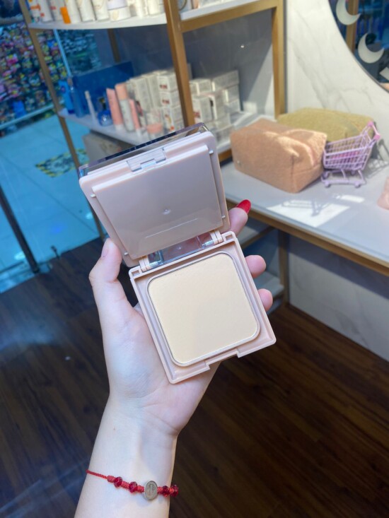 WhatsApp Image 2025-08-25 at 3.29.34 PM PALETA DE SOMBRA + RUBOR + POLVO, SFR COLOR