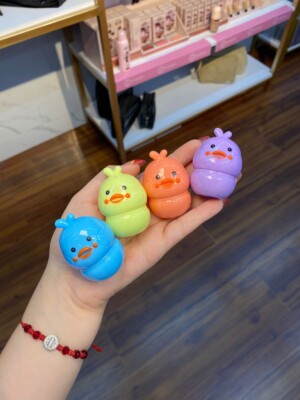 HIDRATANTE DE LABIOS POLLITO