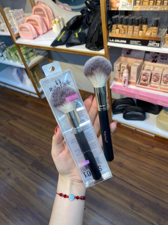 WhatsApp Image 2025-12-09 at 10.12.13 AM BROCHA PARA POLVO RUBY FACE